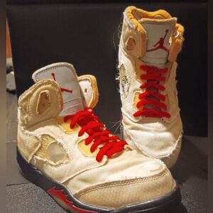 Nike Air Jordan 5 Retro Off-White Sail TD Size: 2.5Y